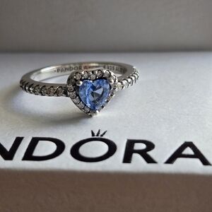 Pandora Silver Elevated Heart Ring with Blue Stone